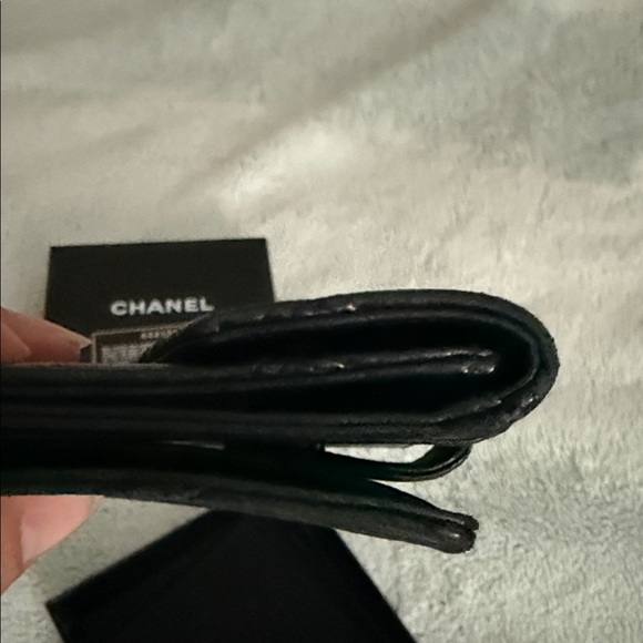 CHANEL Black Leather Wallet with Gold Accent - Picture 4 of 14